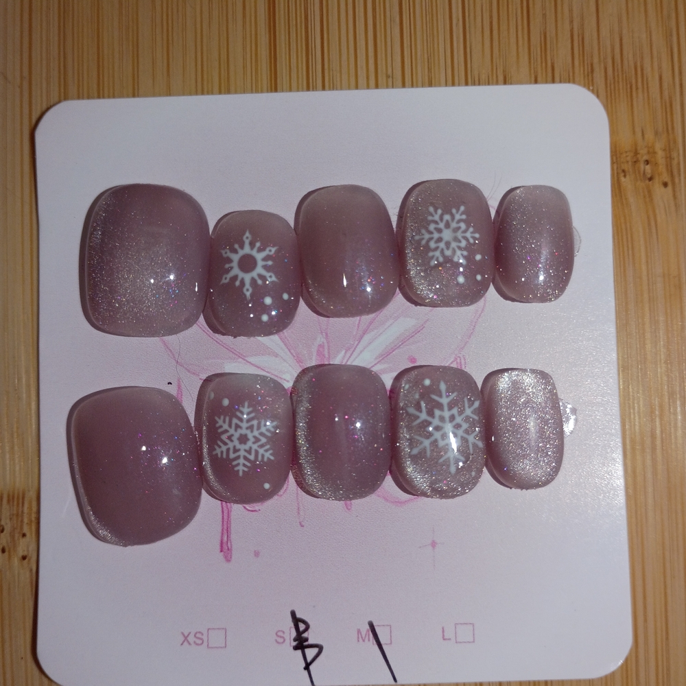 Glittery Pink Snowflake Nail Set